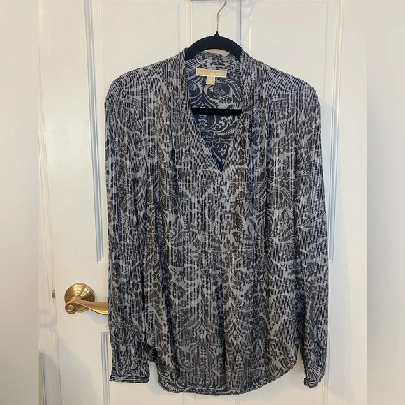 Michael Kors Metallic Silver Black Gray Pattern Blouse V Neck Top Work W… - Picture 3 of 10